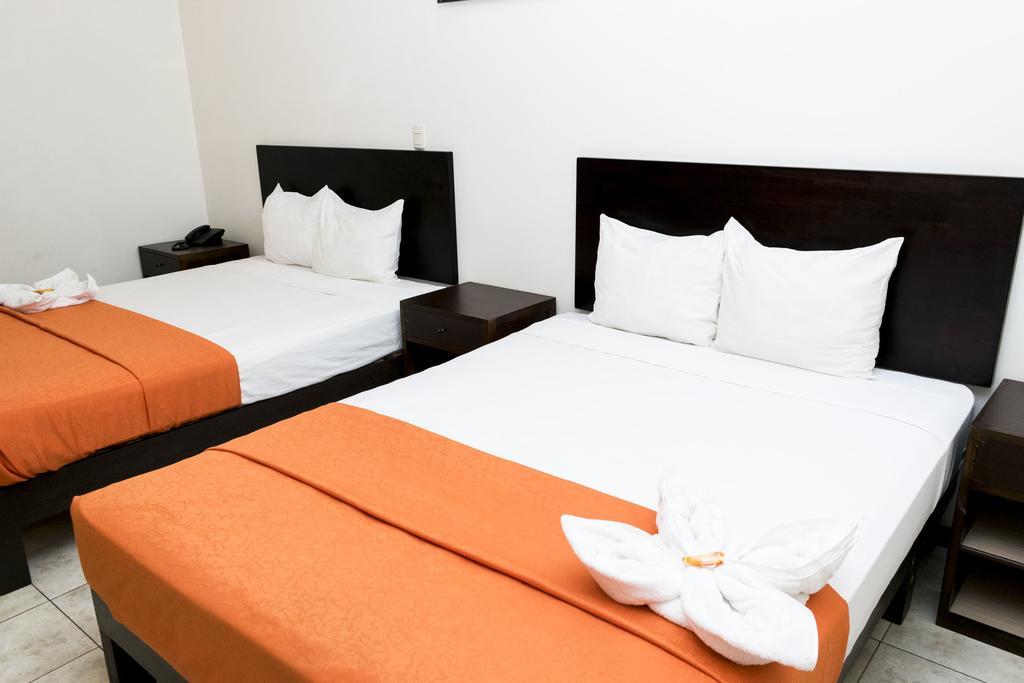 Hotel Puntarenas Beach Exterior foto