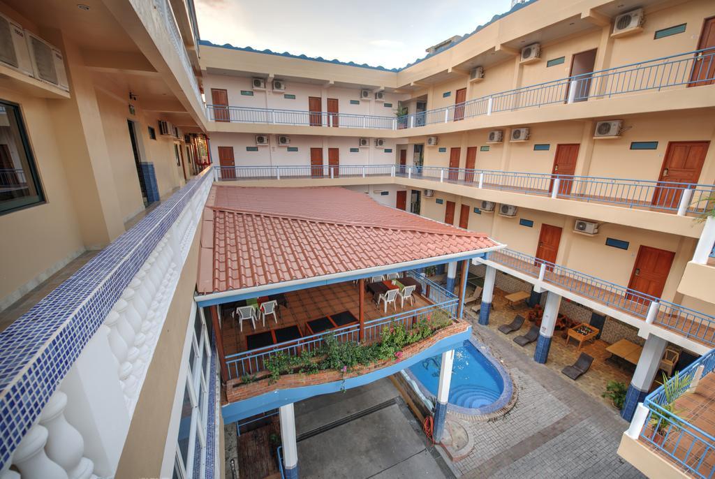 Hotel Puntarenas Beach Exterior foto