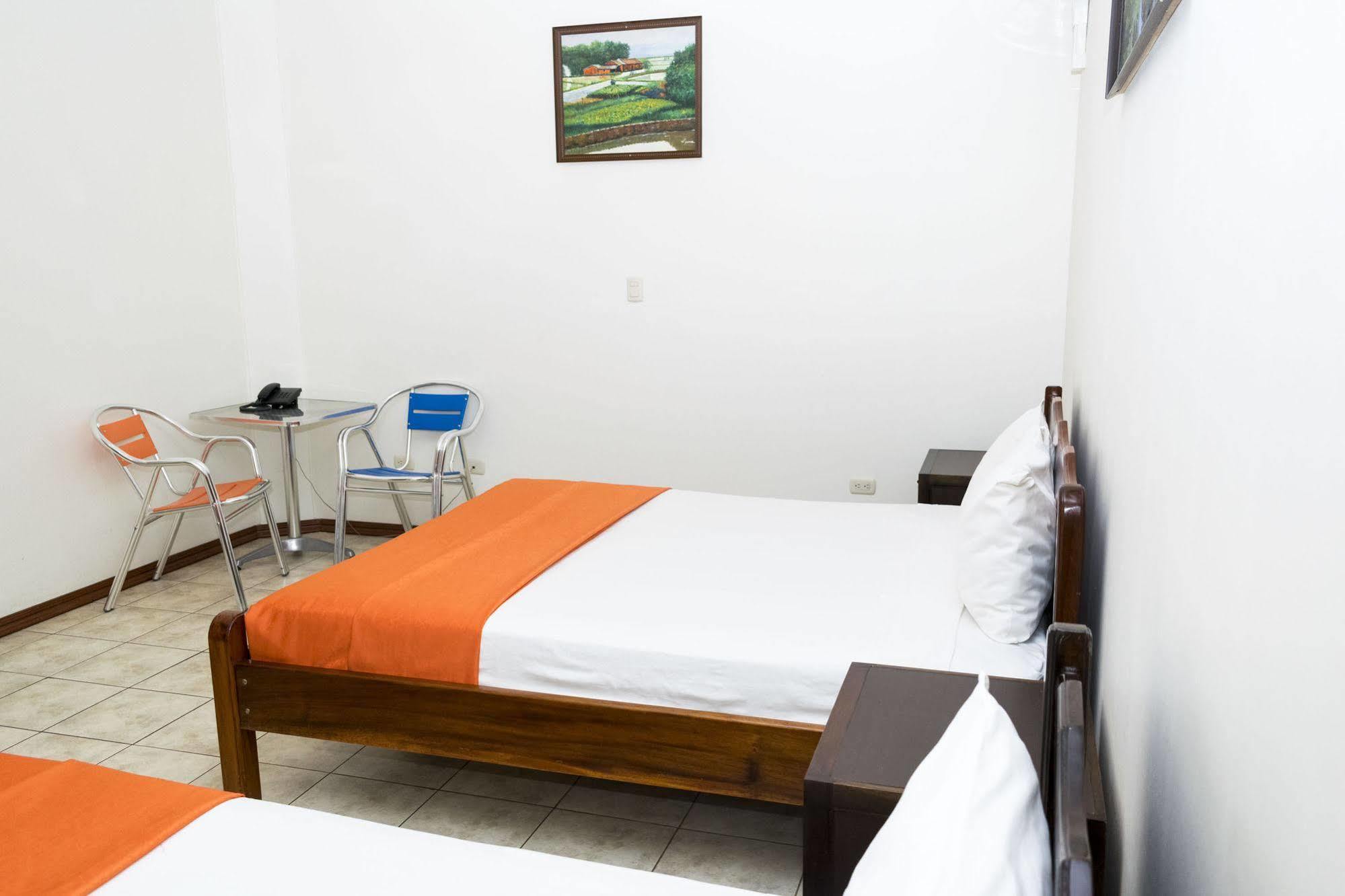 Hotel Puntarenas Beach Exterior foto