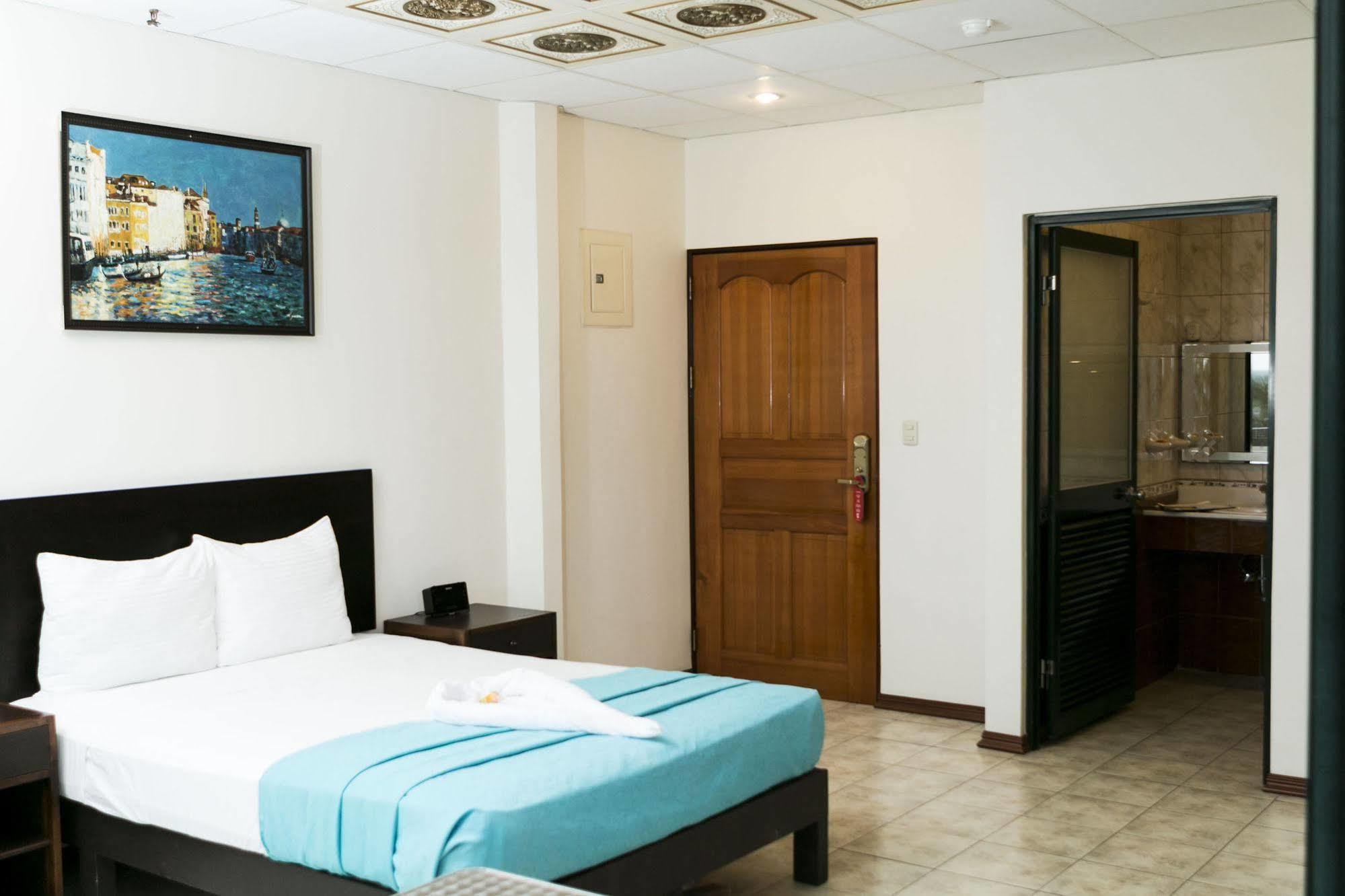 Hotel Puntarenas Beach Exterior foto