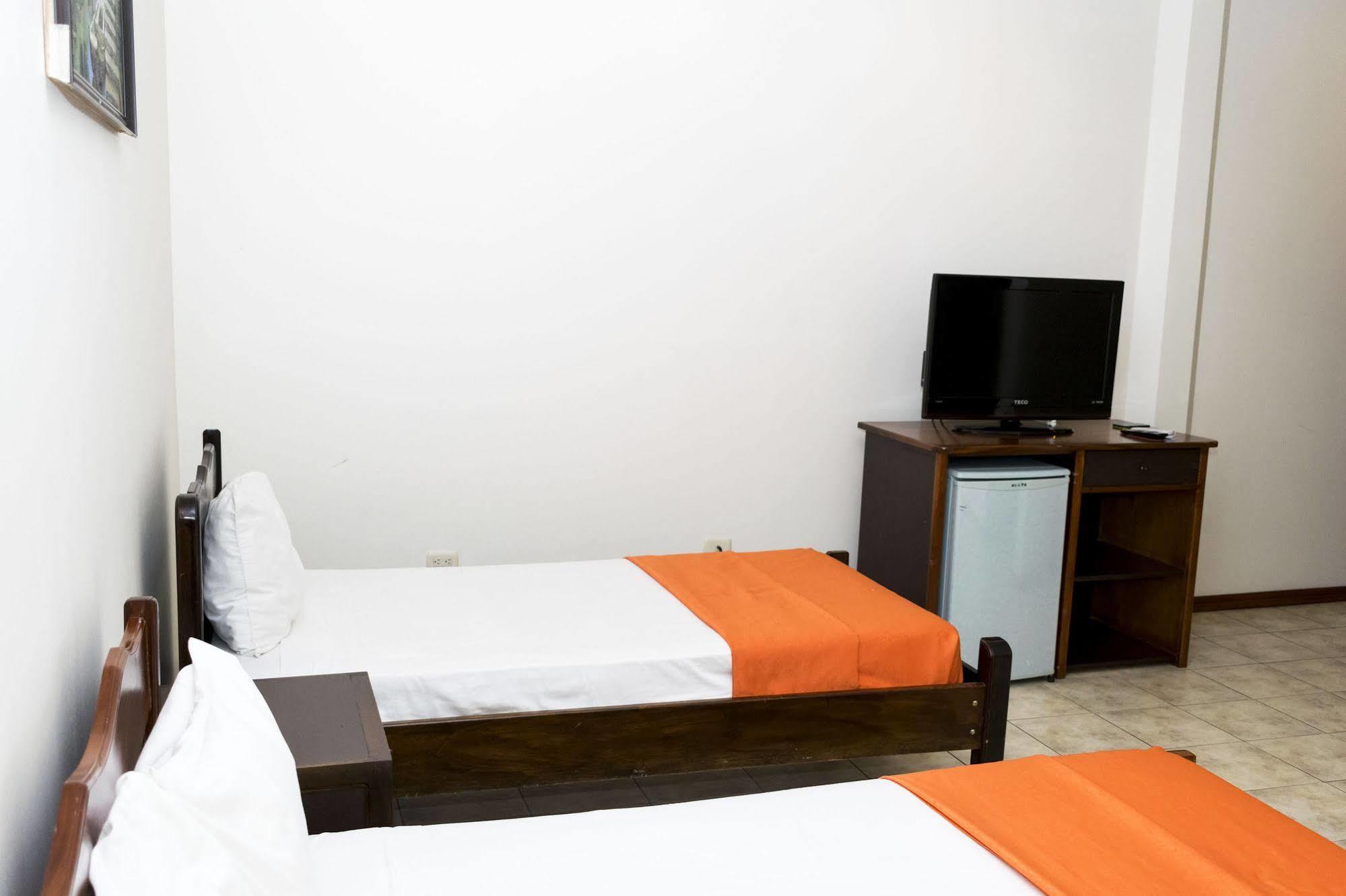 Hotel Puntarenas Beach Exterior foto