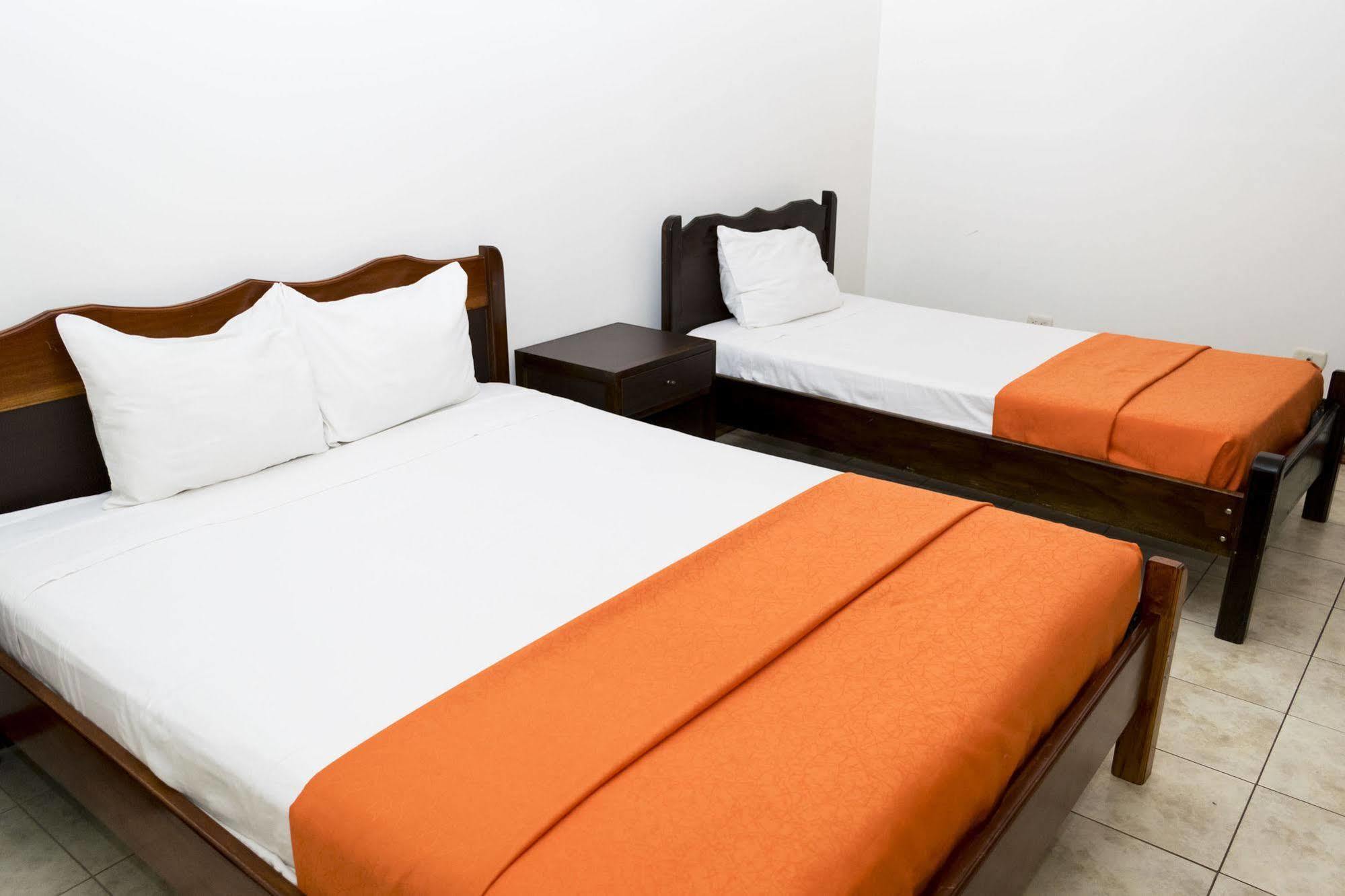 Hotel Puntarenas Beach Exterior foto